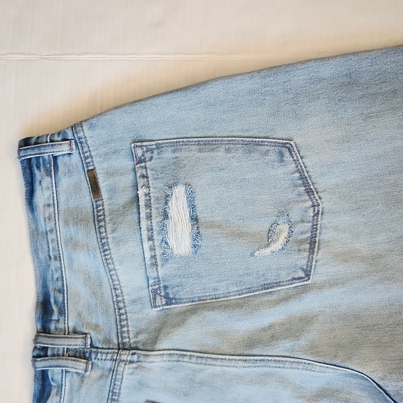 KanCan Jeans Ultra high rise 90S FLARE Light Wash Distressed Button Fly Wide Leg - Picture 10 of 16